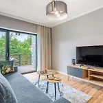 Apartman Obroncow Pokoju 4