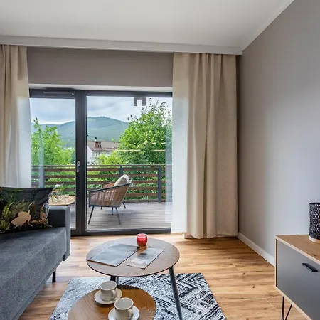 Apartment Obroncow Pokoju 4