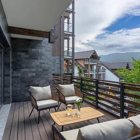 Obroncow Pokoju 4 Apartment *