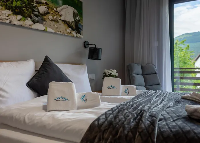 Appartement Obroncow Pokoju 4 *